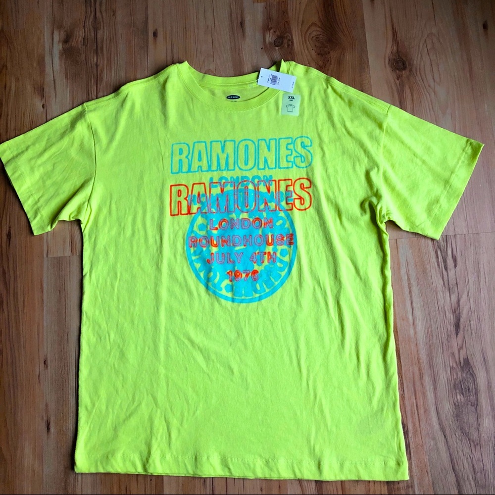 NEW Gender Neutral Licensed Pop-Culture Graphic Tee RAMONES T Shirt Green XXL